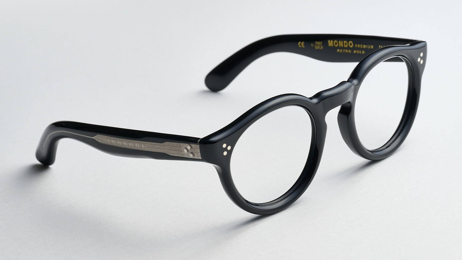 Kador, Mondo Premium Retro Bold model